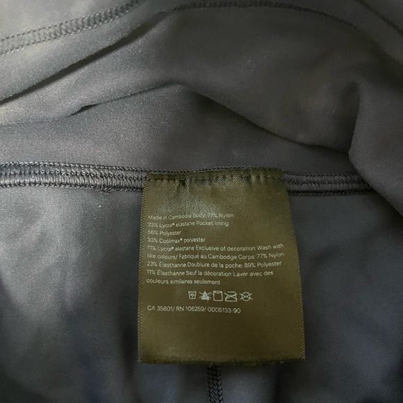 Lululemon Wunder Train 8” Diamond Dye Shorts - Picture 4 of 5